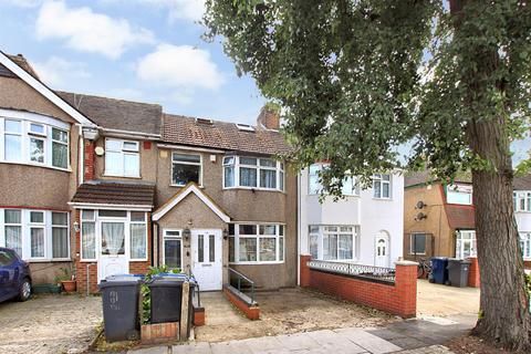 4 bedroom terraced house for sale, Somerset Road, Southall UB1