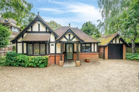Silver Birch Lodge Chislehurst Road, Bromley, BR1 2NW