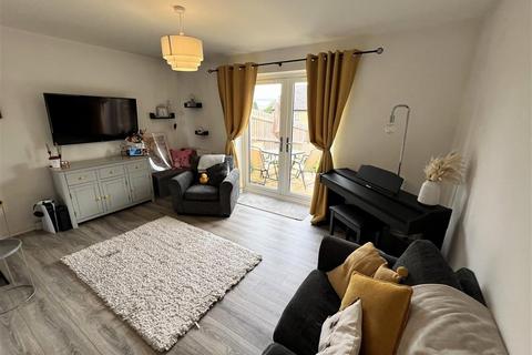 2 bedroom end of terrace house for sale, Haydock Avenue, Castleford