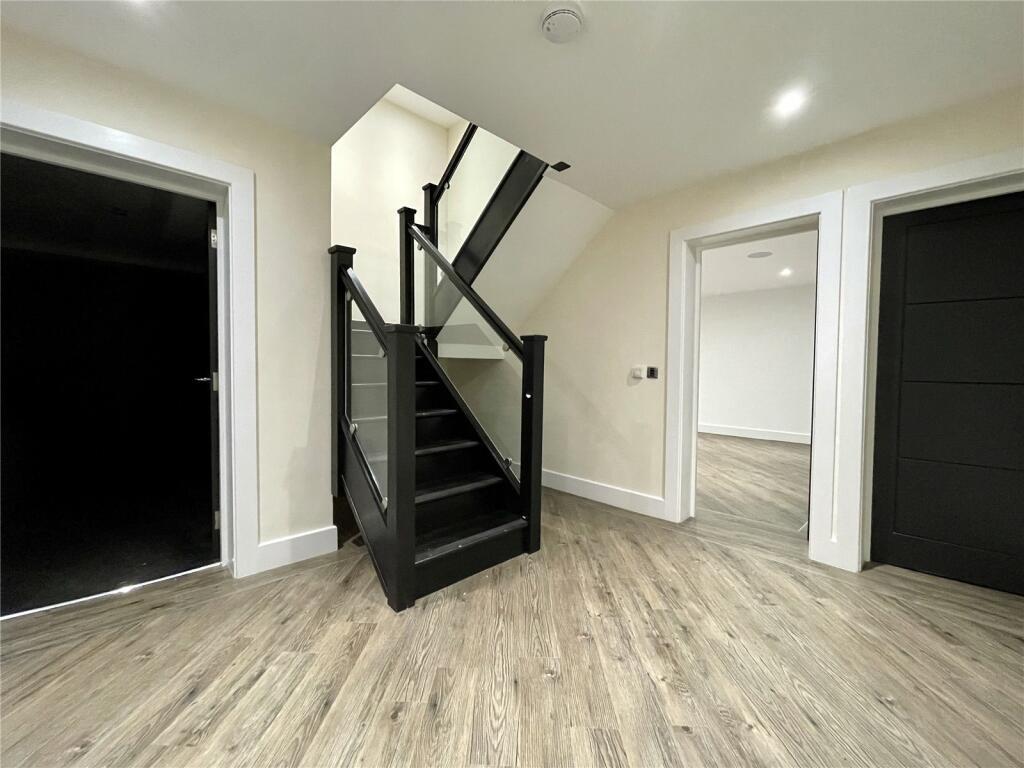Hallway.jpeg
