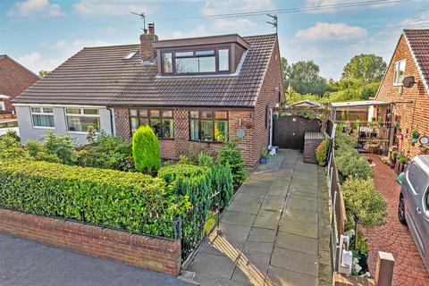 2 bedroom semi-detached bungalow for sale, Gainsborough Road, Warrington