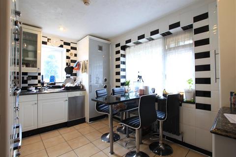 17 High Street, Cranford, Hounslow, TW5 9RN