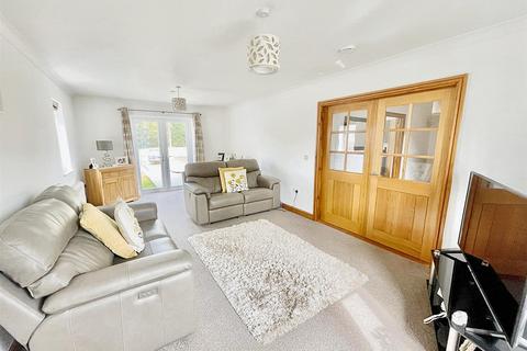 4 bedroom detached house for sale, Garden Meadows Park, Tenby