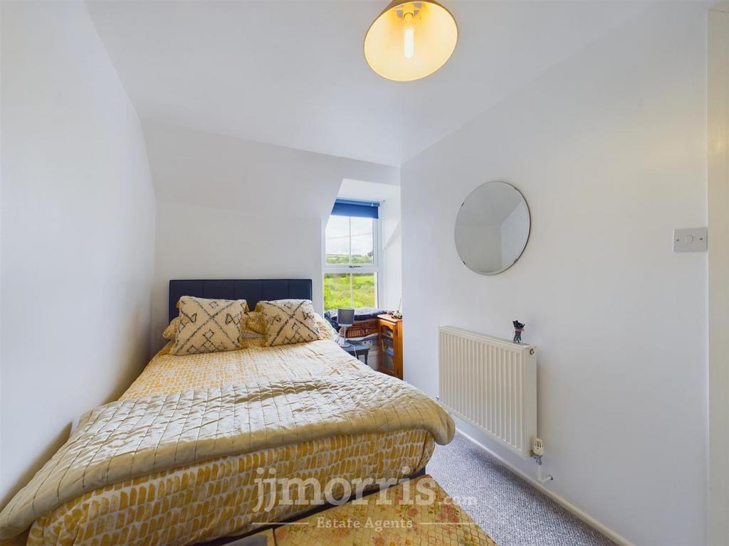 CAM03686 G0-PR0072-STILL017.jpg