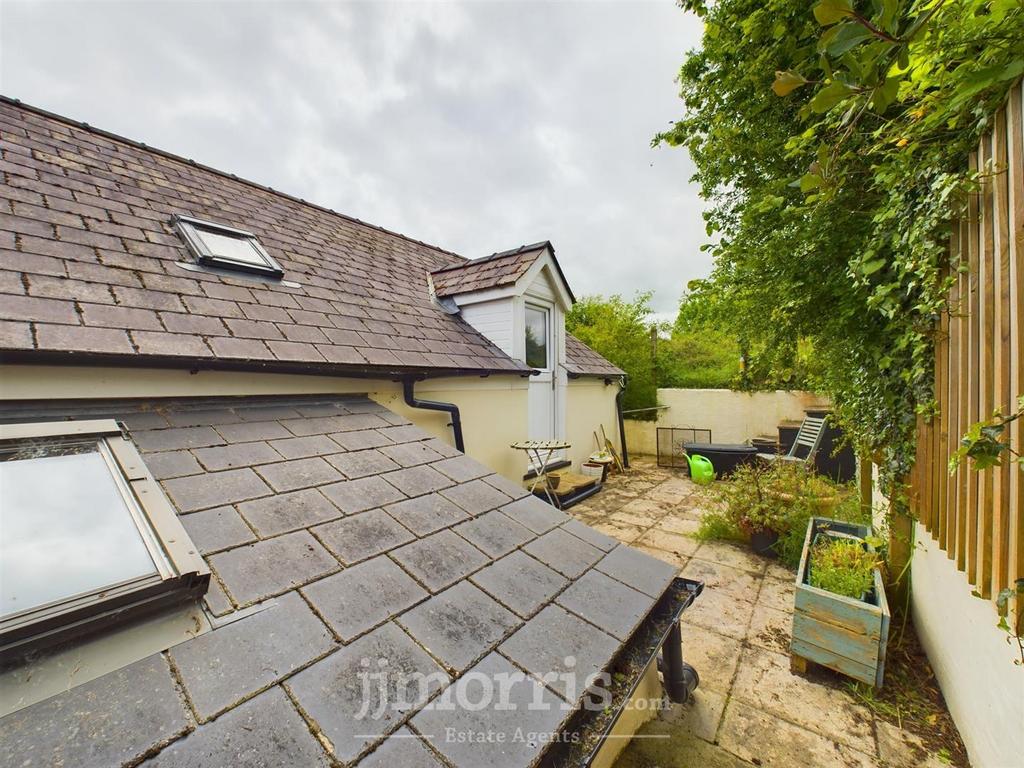 CAM03686 G0-PR0072-STILL022.jpg