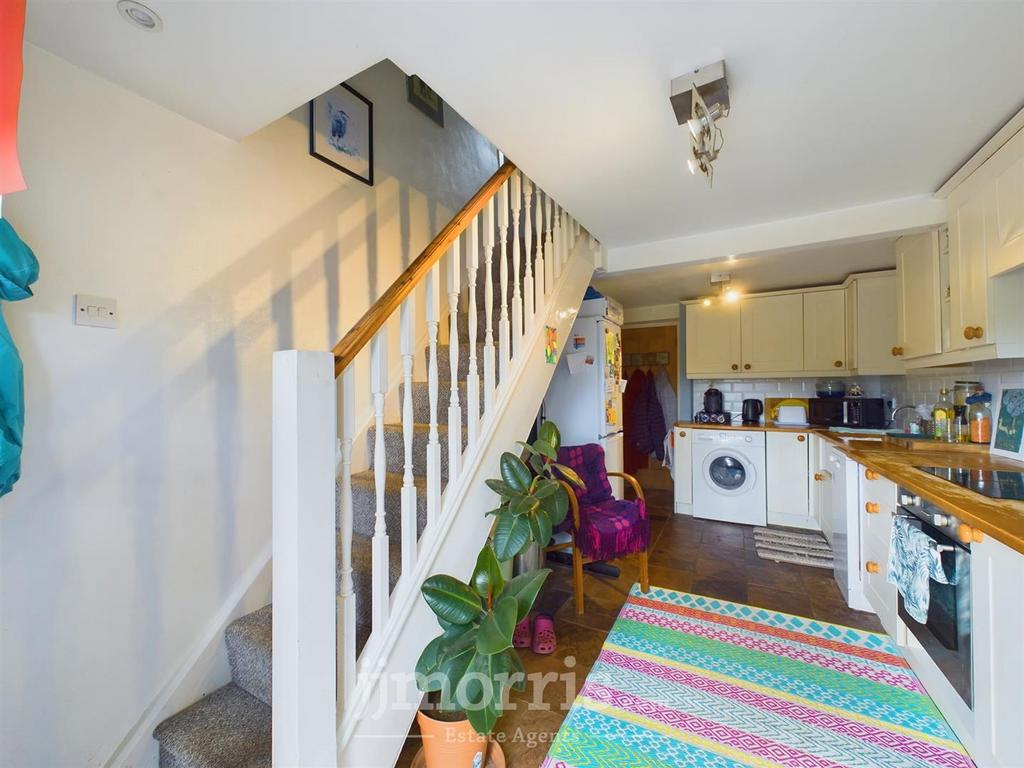 CAM03686 G0-PR0072-STILL002.jpg