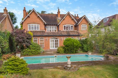 5 bedroom detached house for sale, Alderbrook Road, Solihull, West Midlands B91 1NN