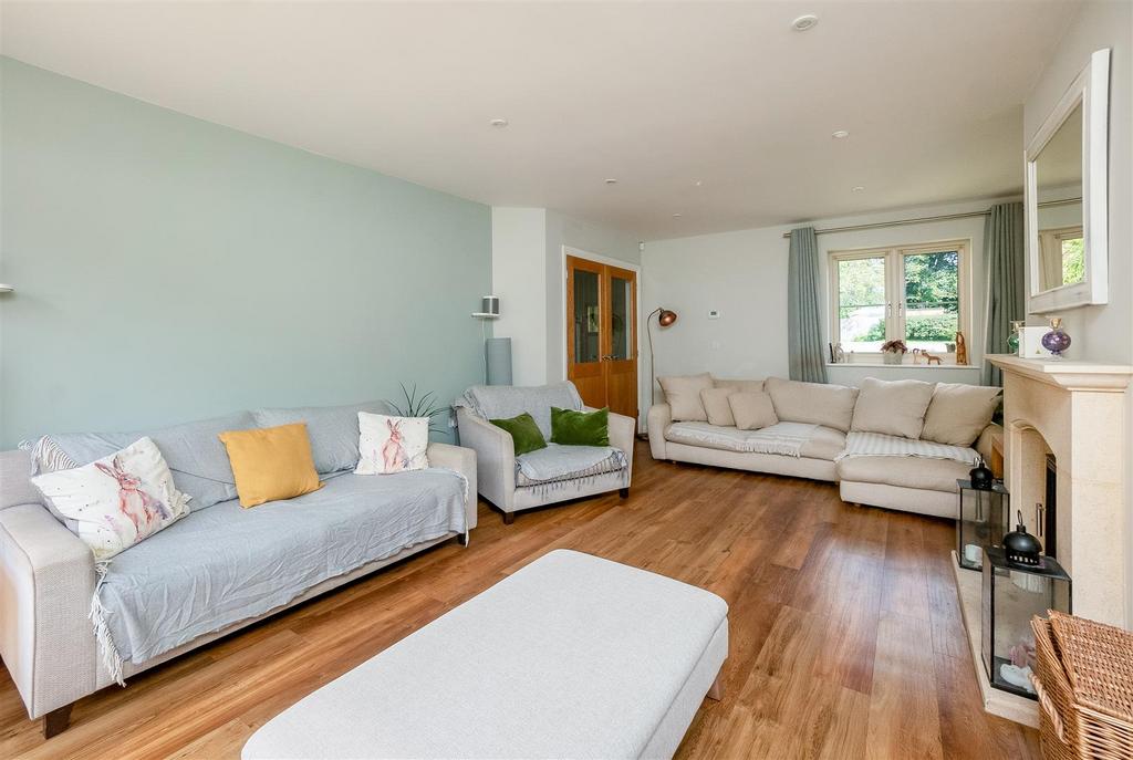 1 Graces Court-4.jpg