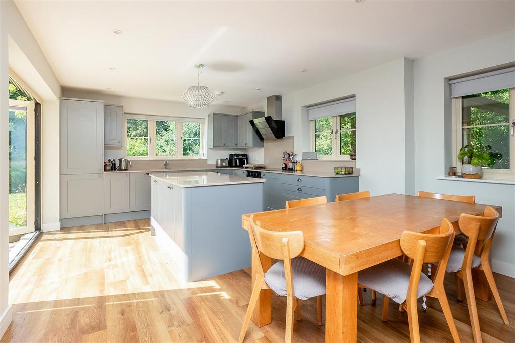 1 Graces Court-5.jpg