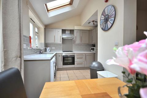 6 bedroom semi-detached house for sale, Allington Avenue, Nottingham