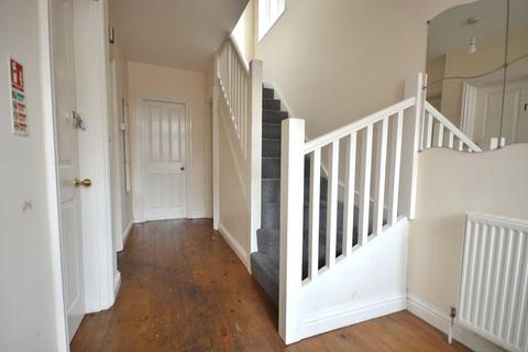 113 Allington Avenue, Nottingham, NG7 1JY