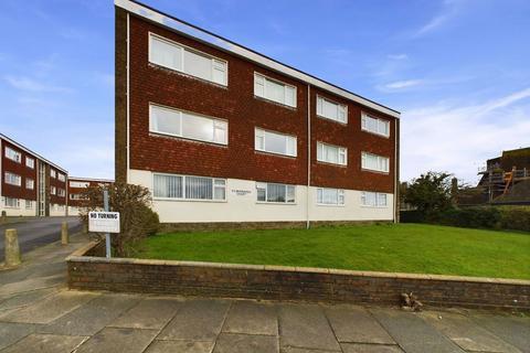 2 bedroom flat for sale, St Bernards Court, Sompting Road, Lancing.