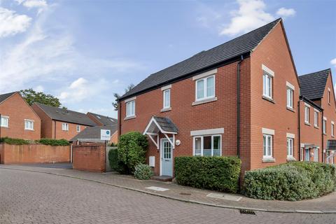 4 bedroom end of terrace house for sale, Spitalcroft Road, Devizes