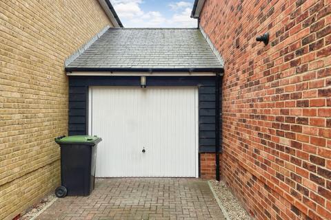 3 bedroom link detached house for sale, 2 Clover Drive, Little Canfield, Dunmow, Essex, CM6 4AH