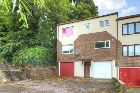 3 bedroom end of terrace house to rent, Church Road, Newcastle upon Tyne NE15