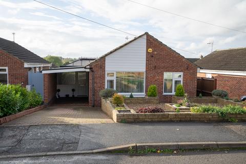 3 bedroom bungalow for sale, Fieldway Crescent, Leicester LE8