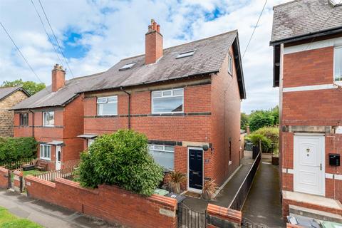 10 Ash Grove, Otley, LS21 3EL