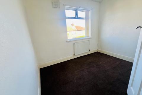 2 bedroom flat to rent, Scarborough Road, Newcastle upon Tyne NE6