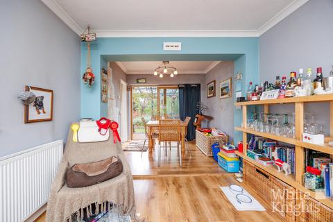 4 bedroom semi-detached house for sale, Highgate Road, Reading RG5