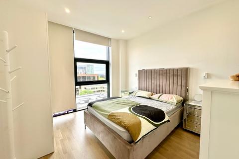 2 bedroom penthouse for sale, Silbury Boulevard, Milton Keynes, MK9