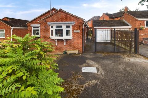 2 bedroom bungalow for sale, Wollaton Paddocks, Nottinghamshire NG8