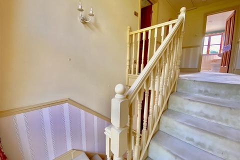 Eastwood Cwms Lane, Church Stretton, SY6 7AZ