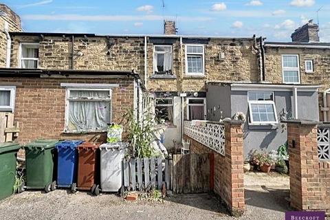 2 bedroom terraced house for sale, Rotherham Road, Great Houghton, Barnsley, South Yorkshire, S72 0DF