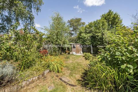 12 Barham Close, Chislehurst, BR7 6JA