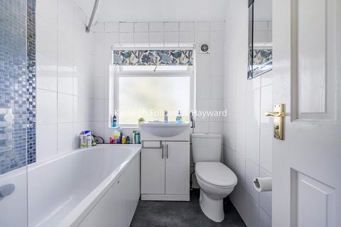 12 Barham Close, Chislehurst, BR7 6JA