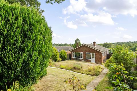 2 bedroom detached bungalow for sale, Rydal Drive, Tunbridge Wells, TN4 9ST