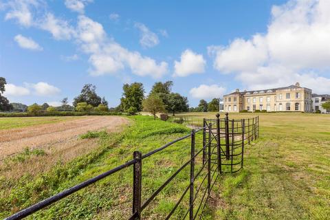 3 bedroom apartment for sale, Aldingbourne Drive, Crockerhill, Chichester, West Sussex