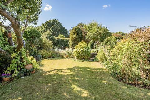 59 Walden Avenue, Chislehurst, BR7 6EL