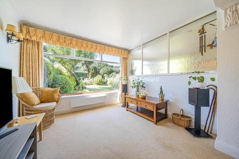 59 Walden Avenue, Chislehurst, BR7 6EL