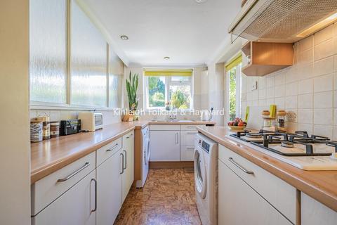 59 Walden Avenue, Chislehurst, BR7 6EL