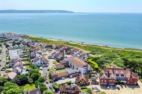 1 bedroom apartment for sale, Shingle Bank Drive, Milford on Sea, Lymington, Hampshire, SO41