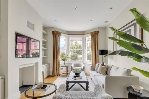 4 bedroom end of terrace house for sale, Grandison Road, London, SW11