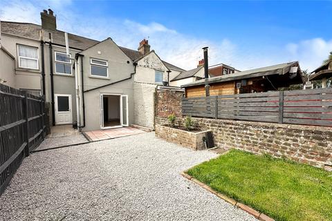 2 bedroom terraced house for sale, Beaconsfield Road, Littlehampton, West Sussex