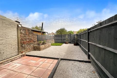 43 Beaconsfield Road, Wick, Littlehampton, BN17 6LW