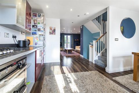 5 bedroom terraced house for sale, Principal Rise, Dringhouses