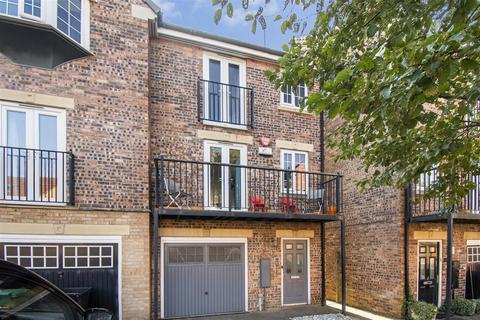 undefined, Principal Rise, Dringhouses