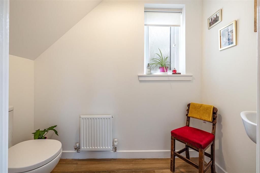 14 Knoll Park Place Galashiels 25.JPG