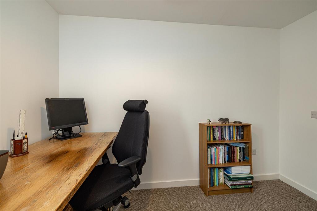 14 Knoll Park Place Galashiels 53.JPG