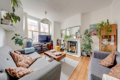 2 bedroom flat to rent, Shipman Road, Forest Hill, London, SE23