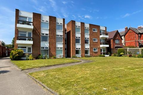 2 bedroom apartment for sale, Rawlinson Road, Southport PR9