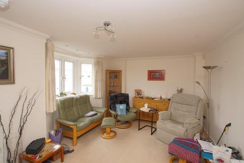 2 bedroom flat for sale, Compton Street, Eastbourne BN21