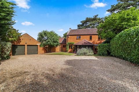 4 bedroom detached house for sale, Pine Court, Little Brington