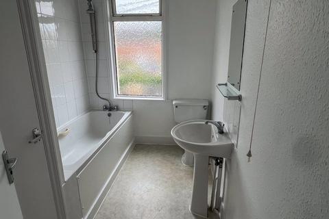 2 bedroom end of terrace house to rent, St Nicholas Road, NEWBURY, RG14