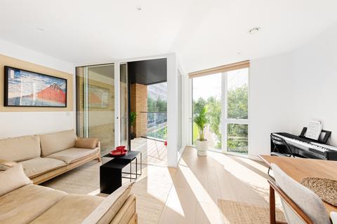 2 bedroom apartment for sale, River Gardens Walk Greenwich SE10