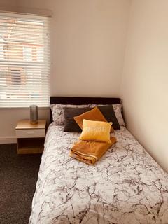 1 bedroom in a house share to rent, Watford WD18