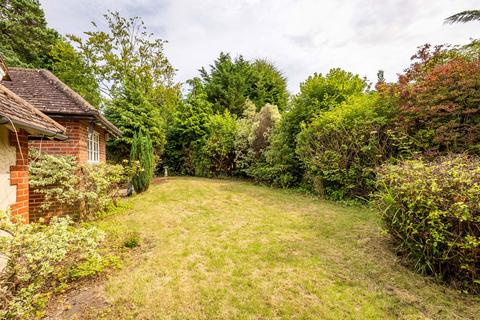 3 bedroom detached bungalow for sale, Chinthurst Lane, Shalford, Guildford, GU4 8JS